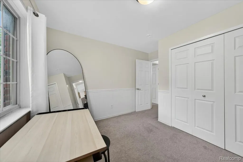 454 Romeo Road Rochester City MI 48307