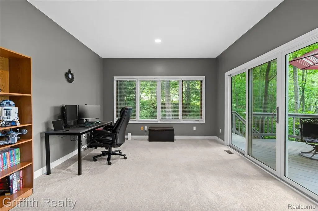 2018 Pine Hollow Trail Brighton Township MI 48114