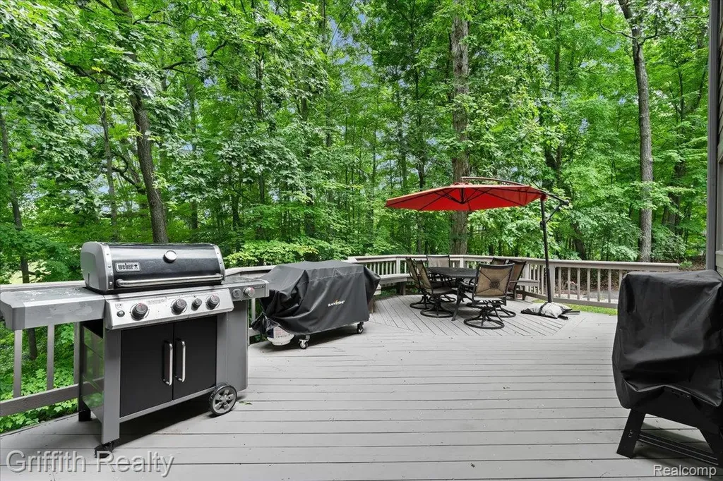 2018 Pine Hollow Trail Brighton Township MI 48114