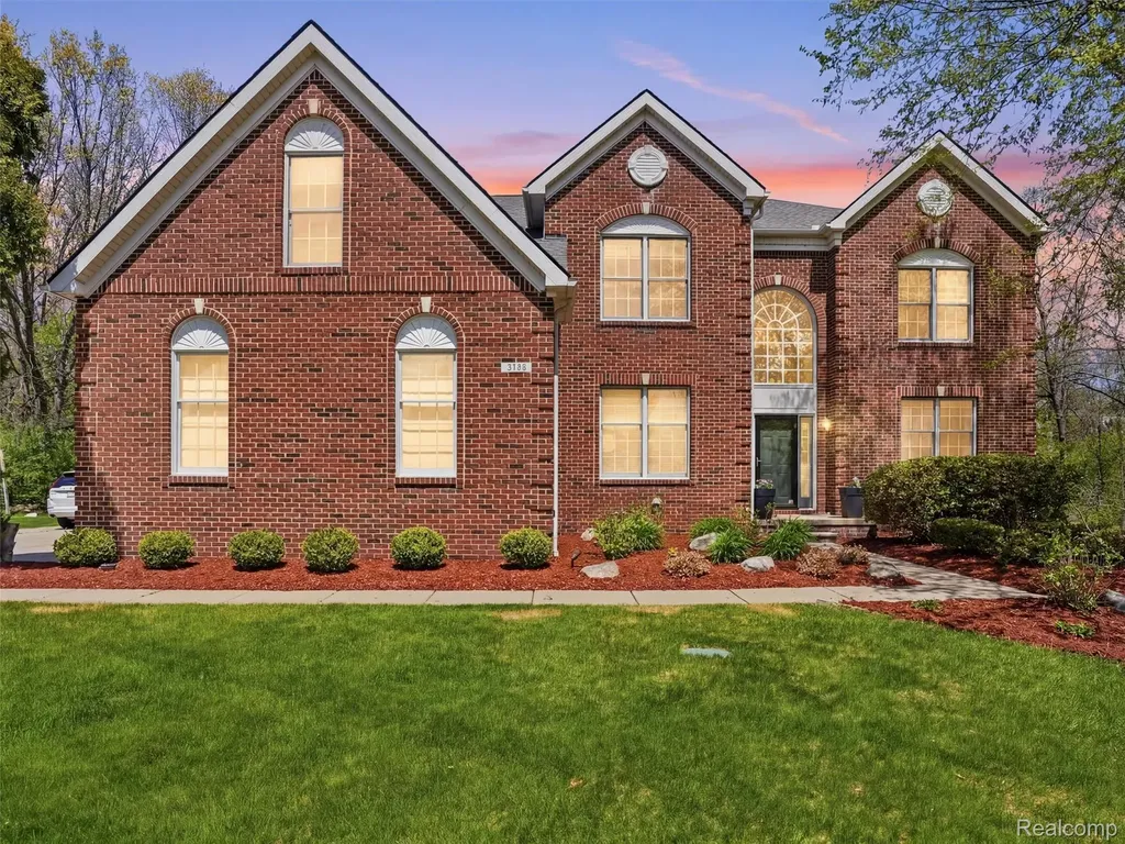 5318 Glenwood Creek Independence Charter Township MI 48348