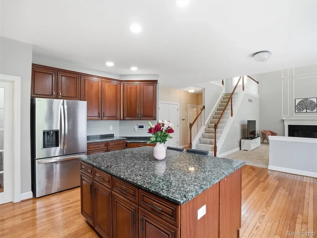 5318 Glenwood Creek Independence Charter Township MI 48348