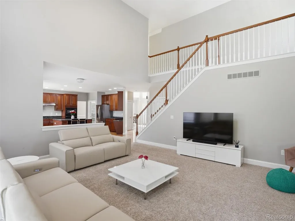 5318 Glenwood Creek Independence Charter Township MI 48348