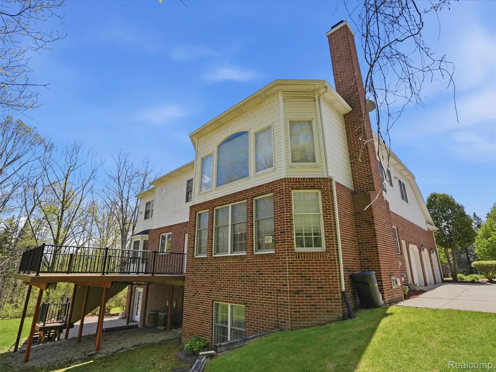 5318 Glenwood Creek Independence Charter Township MI 48348