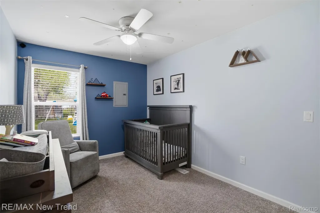 6070 Hackett Waterford Charter Township MI 48327