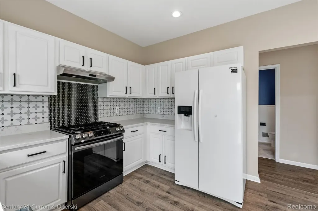 43060 Providence Lane Canton Charter Township MI 48188
