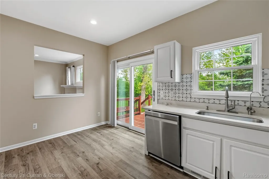 43060 Providence Lane Canton Charter Township MI 48188