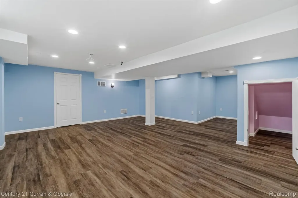 43060 Providence Lane Canton Charter Township MI 48188