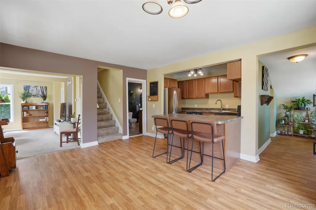 708 Walnut Street Brighton City MI 48116