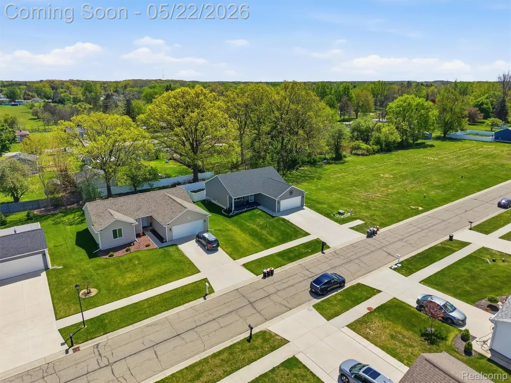 3145 Dahlia Drive Burton City MI 48519