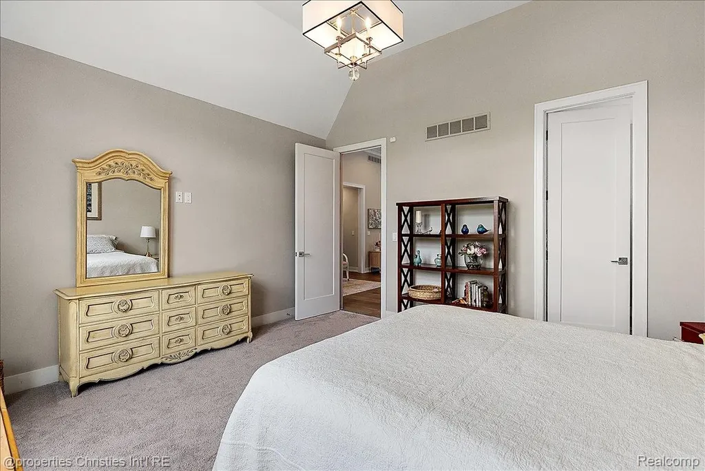162 Timber Trace Lane Bloomfield Hills City MI 48302