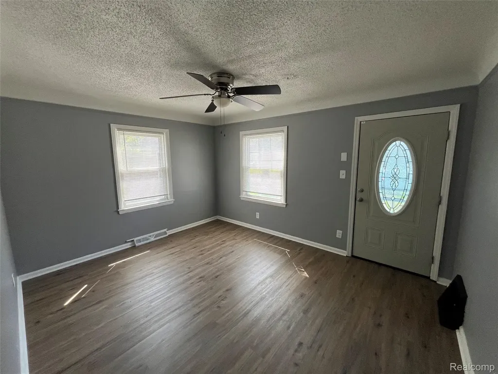 15645 Liberal Street Detroit City MI 48205
