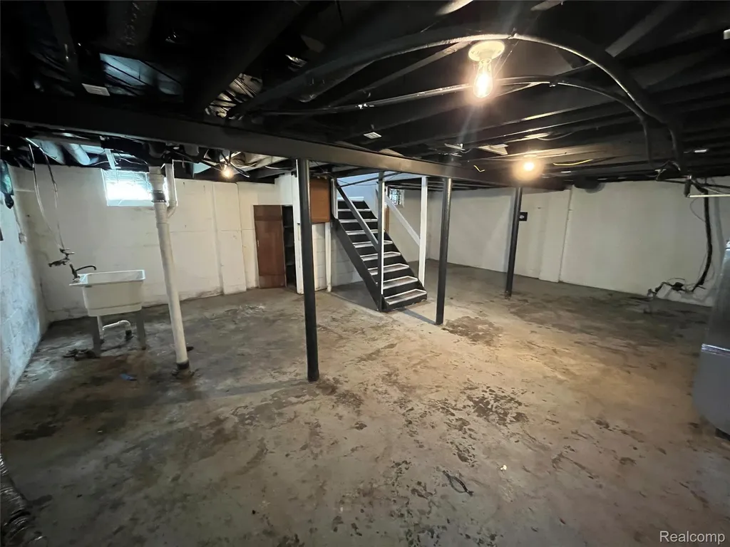 15645 Liberal Street Detroit City MI 48205
