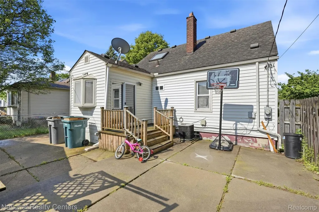 3329 Detroit Street Dearborn City MI 48124