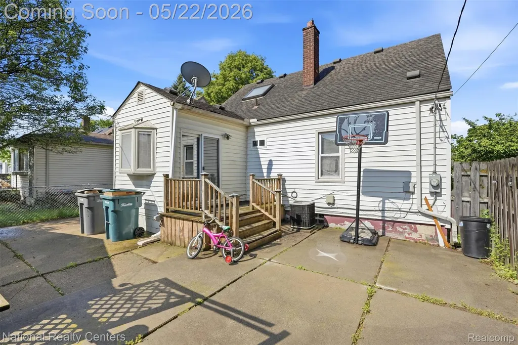 3329 Detroit Street Dearborn City MI 48124