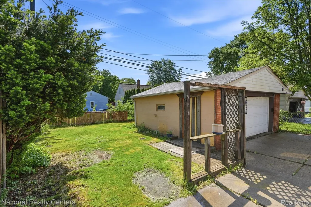 3329 Detroit Street Dearborn City MI 48124