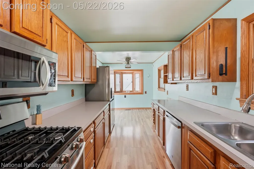 3329 Detroit Street Dearborn City MI 48124