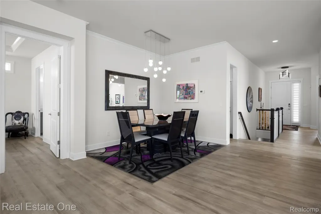 7656 Dunlap Court West Bloomfield Charter Township MI 48322