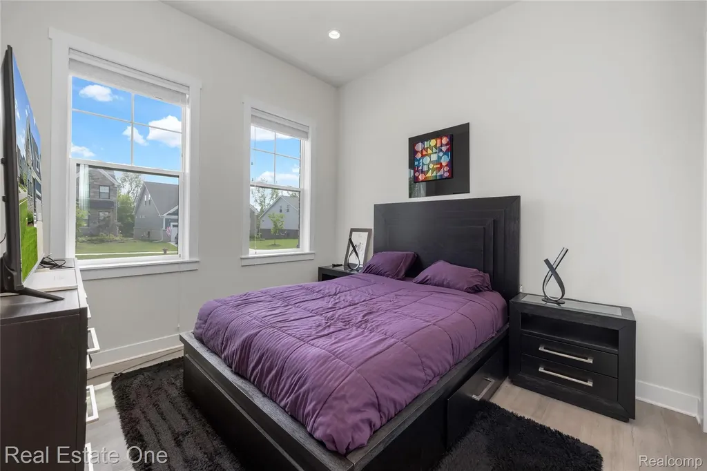 7656 Dunlap Court West Bloomfield Charter Township MI 48322