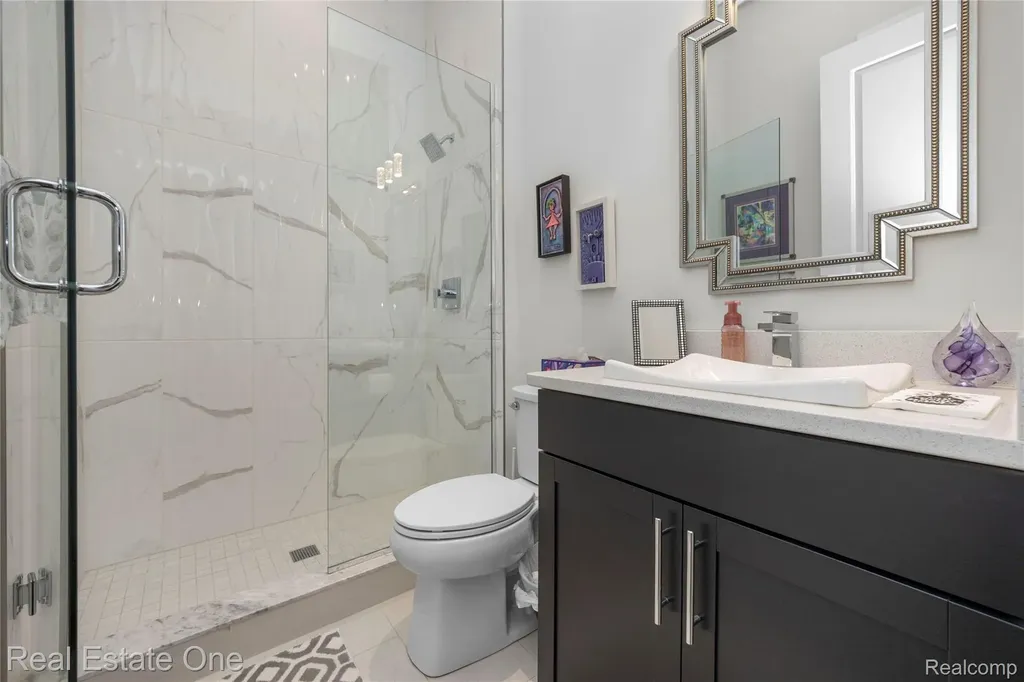 7656 Dunlap Court West Bloomfield Charter Township MI 48322
