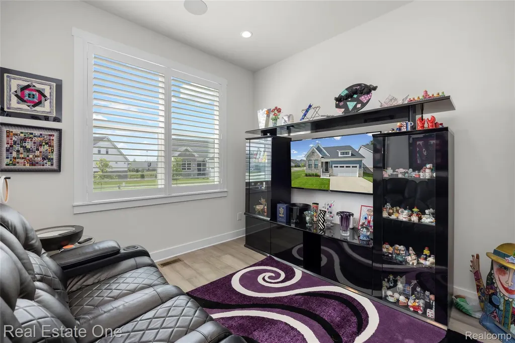 7656 Dunlap Court West Bloomfield Charter Township MI 48322
