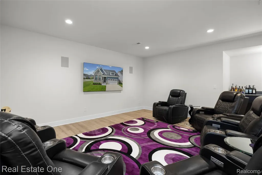 7656 Dunlap Court West Bloomfield Charter Township MI 48322