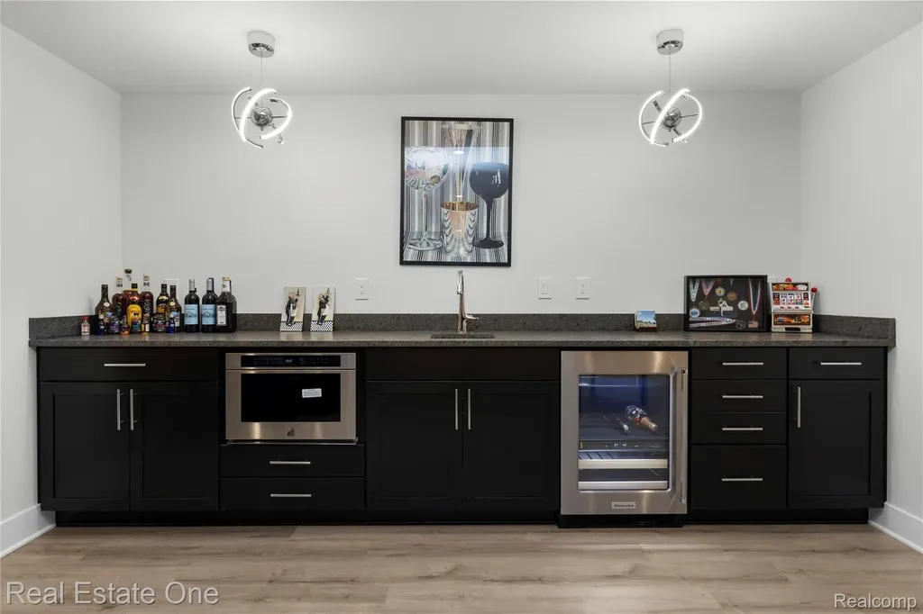 7656 Dunlap Court West Bloomfield Charter Township MI 48322