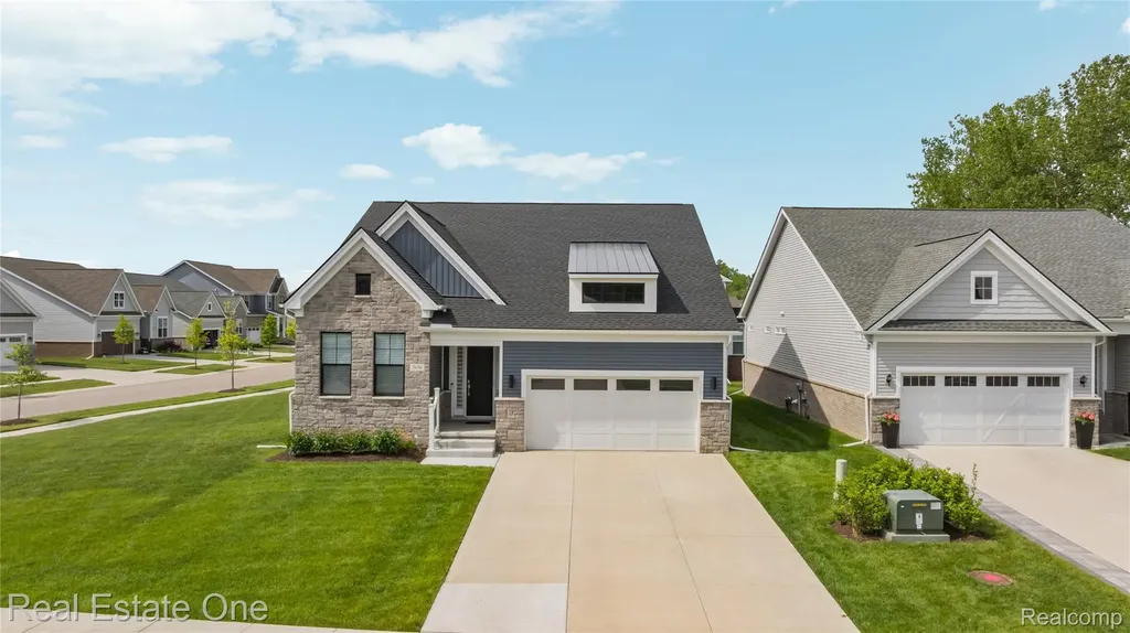 7656 Dunlap Court West Bloomfield Charter Township MI 48322