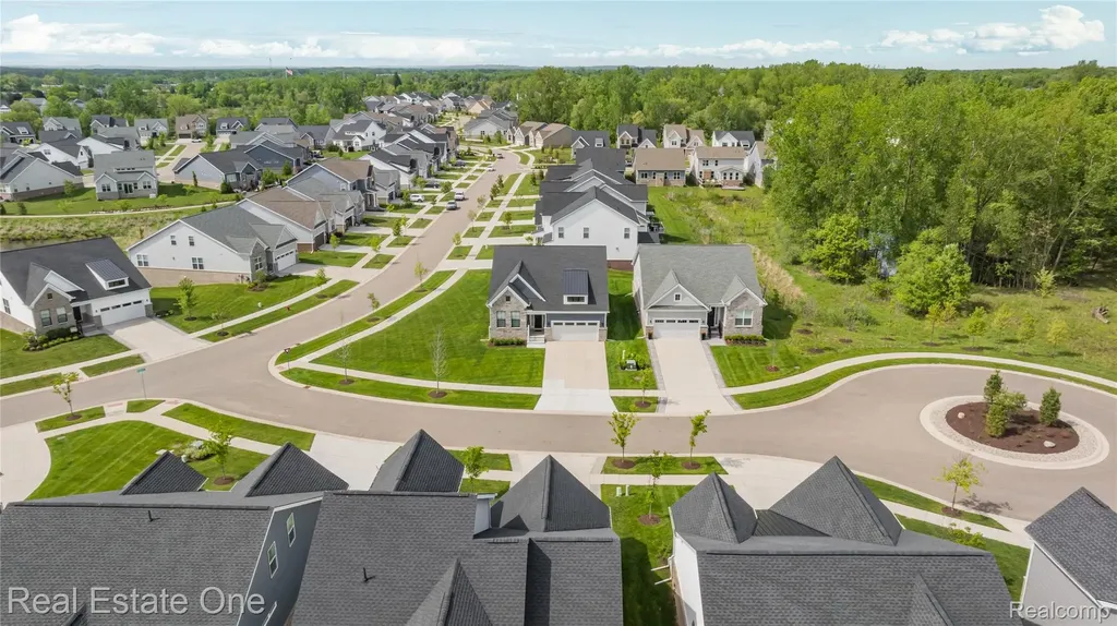 7656 Dunlap Court West Bloomfield Charter Township MI 48322