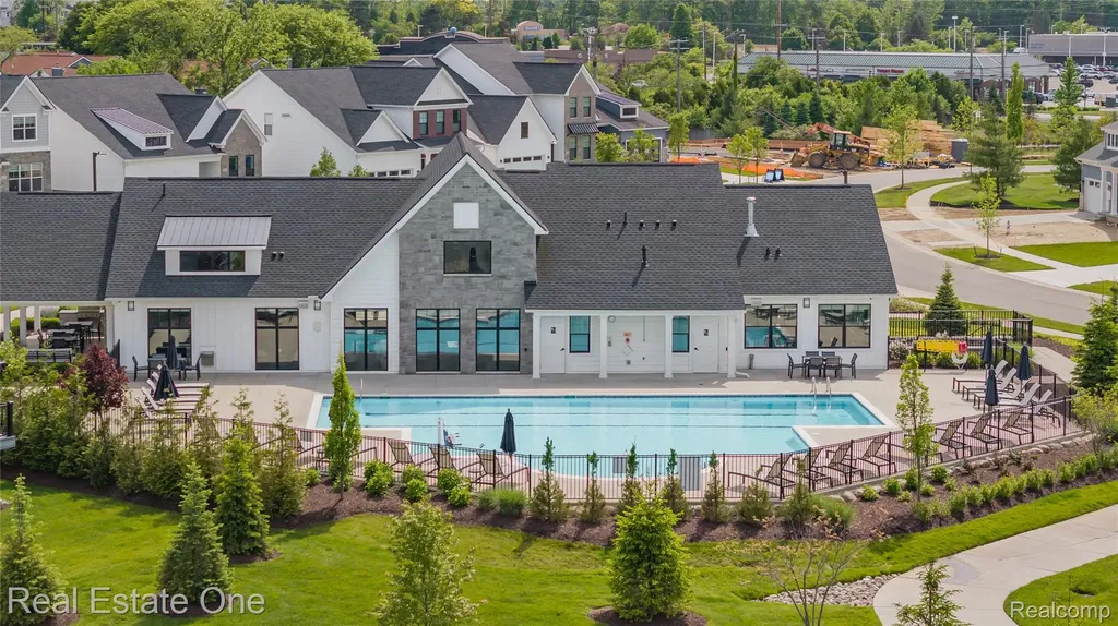 7656 Dunlap Court West Bloomfield Charter Township MI 48322