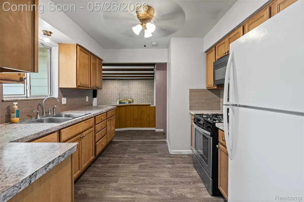 4064 Sheraton Drive Flint Charter Township MI 48532