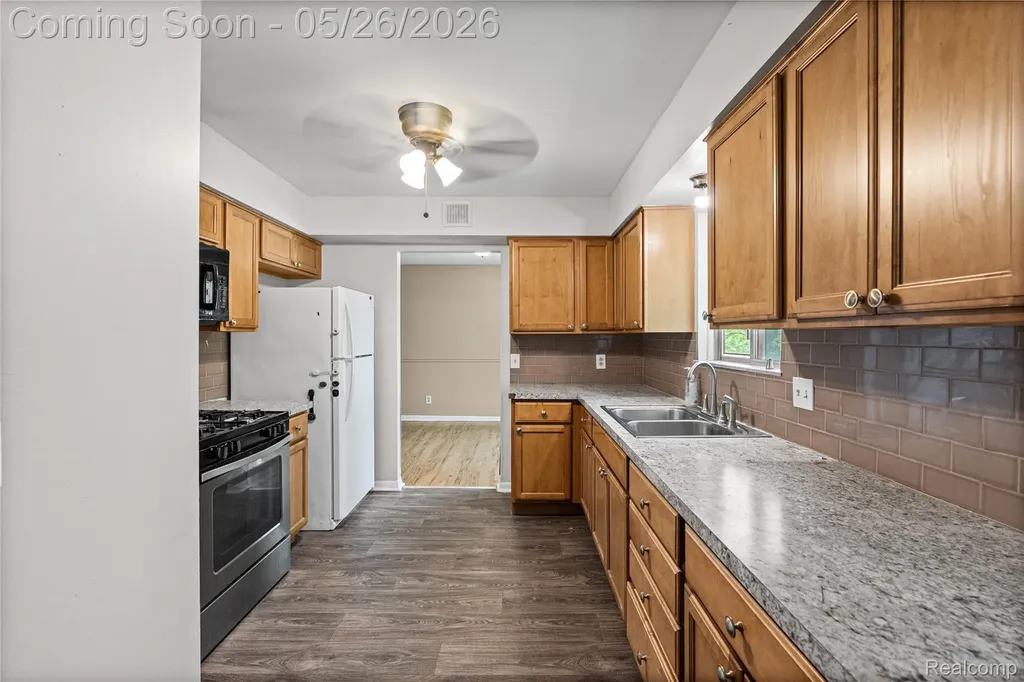 4064 Sheraton Drive Flint Charter Township MI 48532