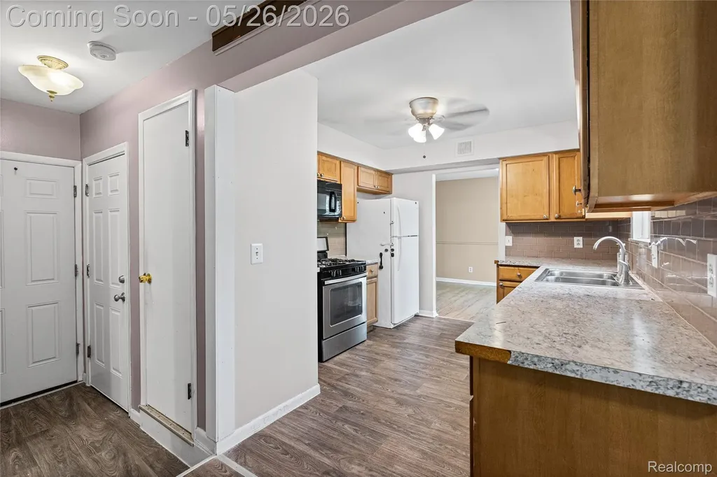 4064 Sheraton Drive Flint Charter Township MI 48532