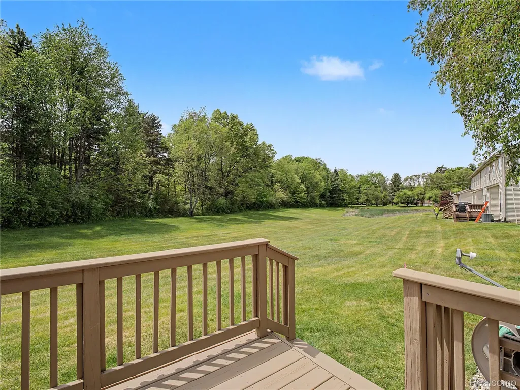 2263 Crystal Crossing Drive Marion Township MI 48843
