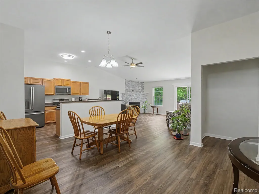 2263 Crystal Crossing Drive Marion Township MI 48843