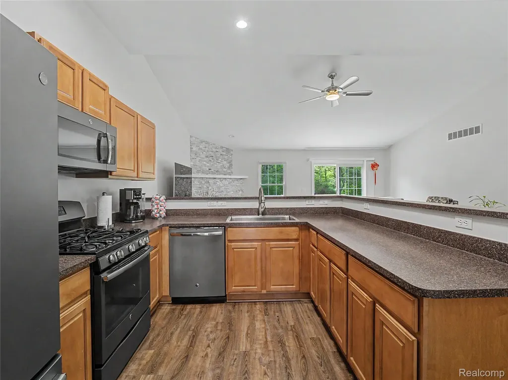 2263 Crystal Crossing Drive Marion Township MI 48843