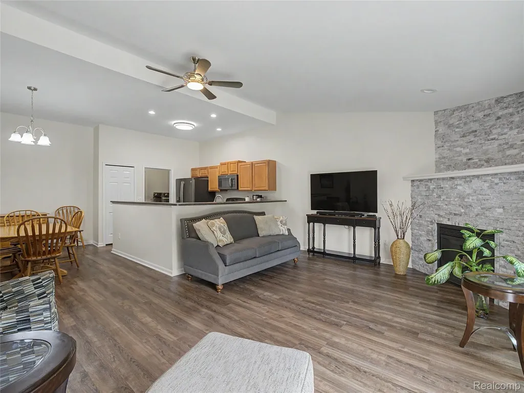 2263 Crystal Crossing Drive Marion Township MI 48843