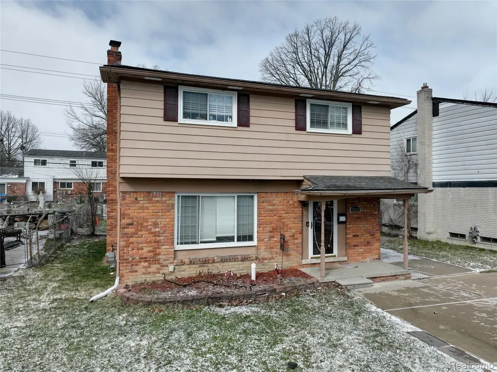 29841 Everett Street Southfield City MI 48076