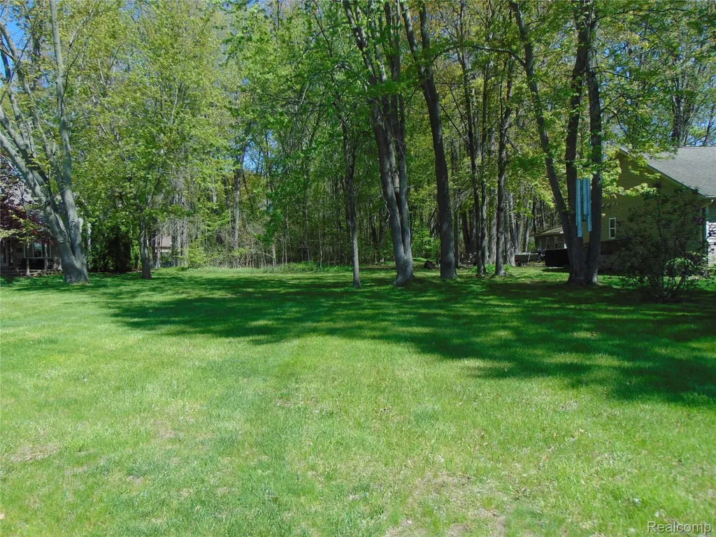 456 Maple Street Algonac City MI 48001