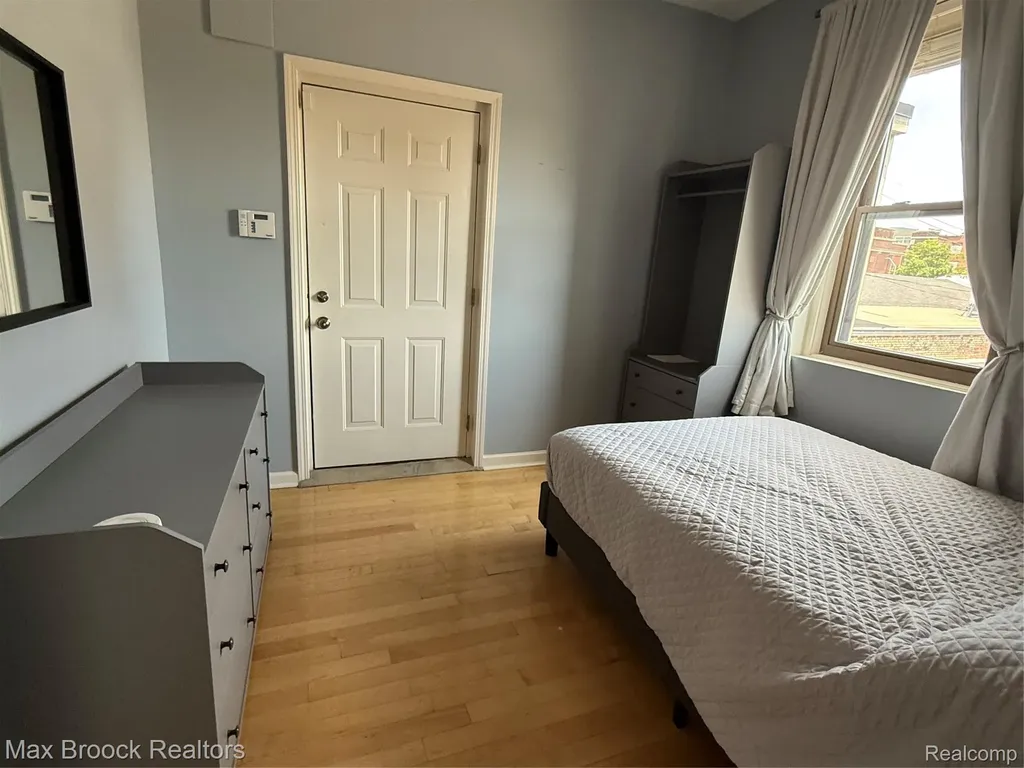 4120 Cass Avenue Detroit City MI 48201