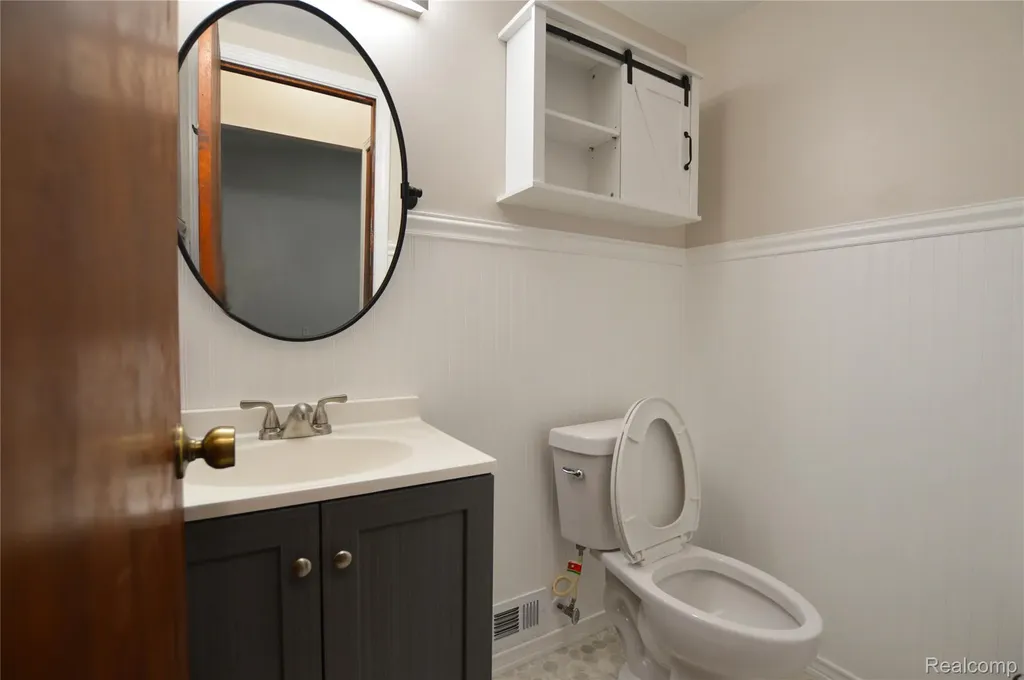 5200 Wishing Well Drive Grand Blanc Charter Township MI 48439