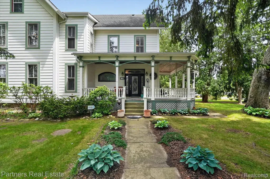 504 N 2nd Street Brighton City MI 48116
