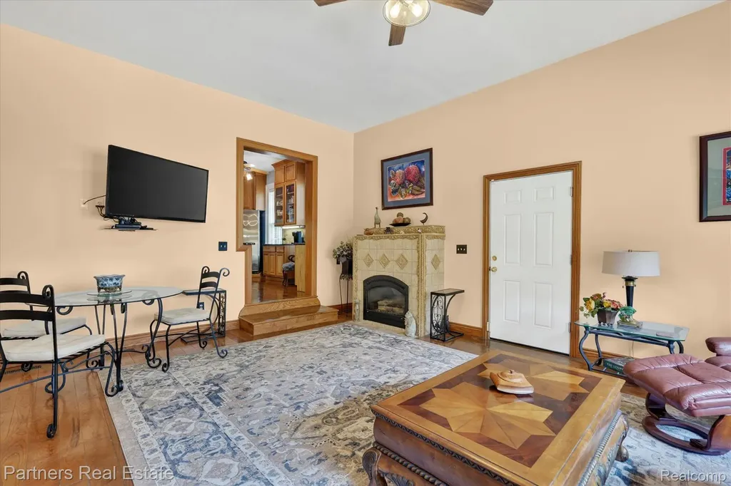 504 N 2nd Street Brighton City MI 48116