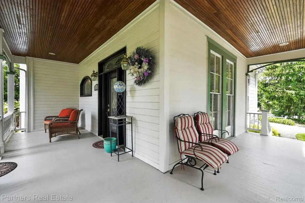 504 N 2nd Street Brighton City MI 48116