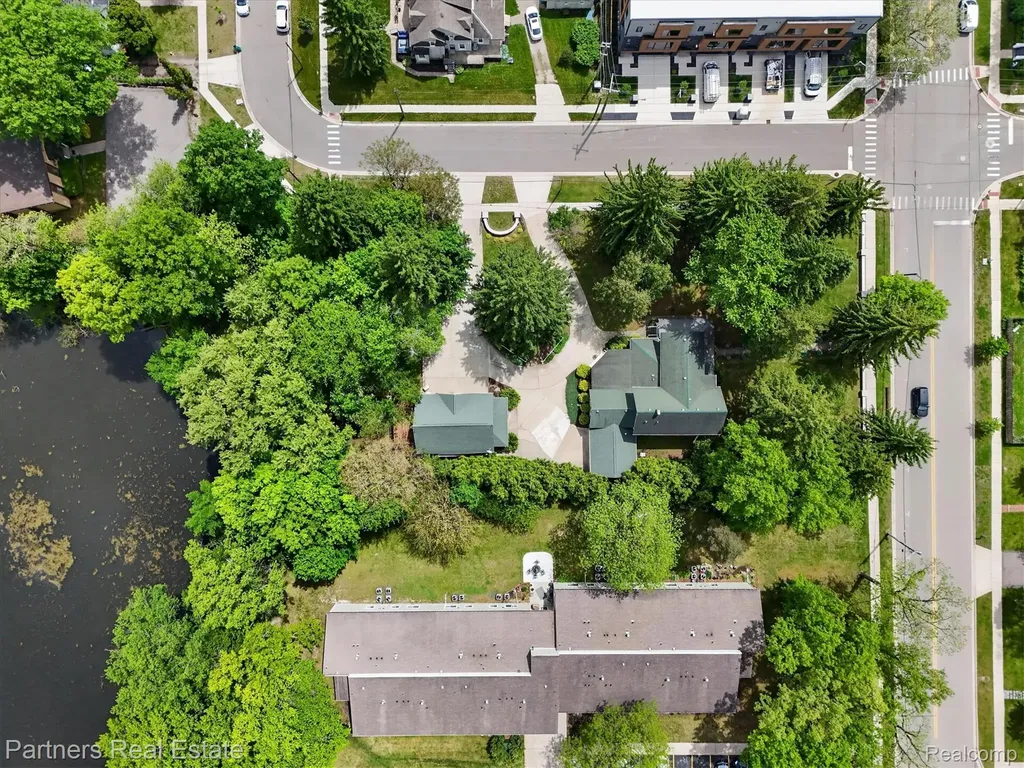 504 N 2nd Street Brighton City MI 48116