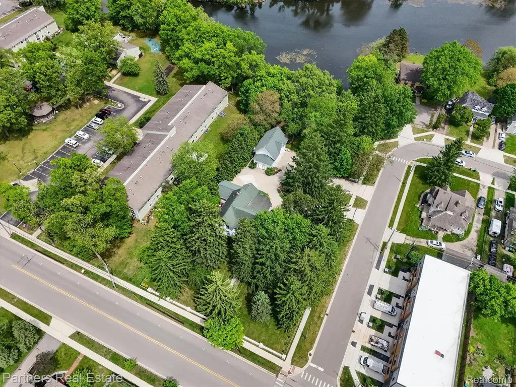 504 N 2nd Street Brighton City MI 48116