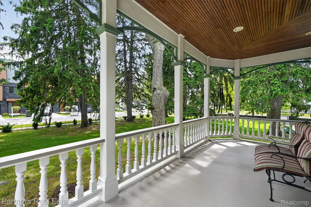 504 N 2nd Street Brighton City MI 48116
