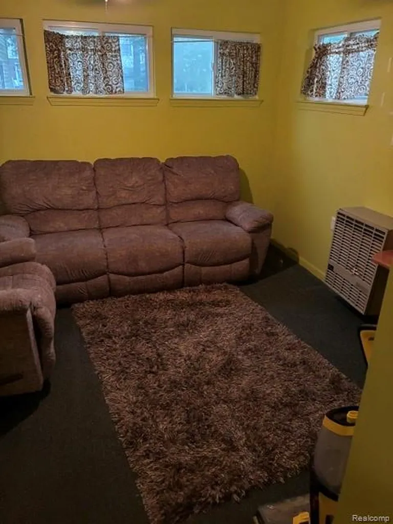 269 Eastlawn Street Detroit City MI 48215