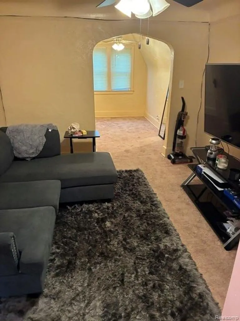 269 Eastlawn Street Detroit City MI 48215