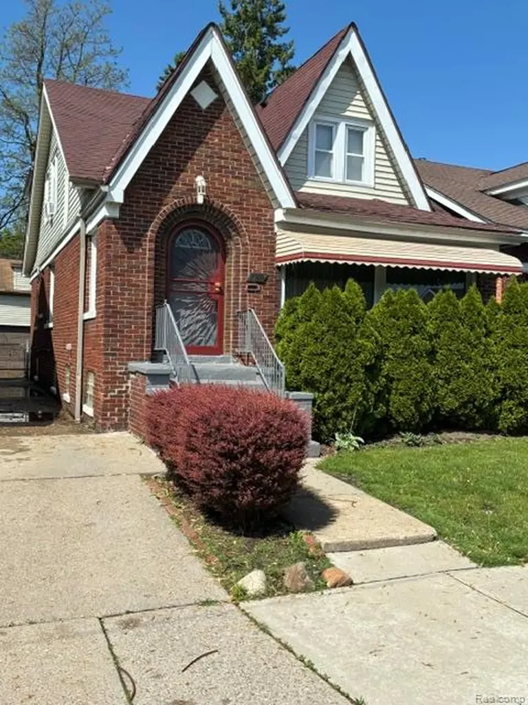 269 Eastlawn Street Detroit City MI 48215