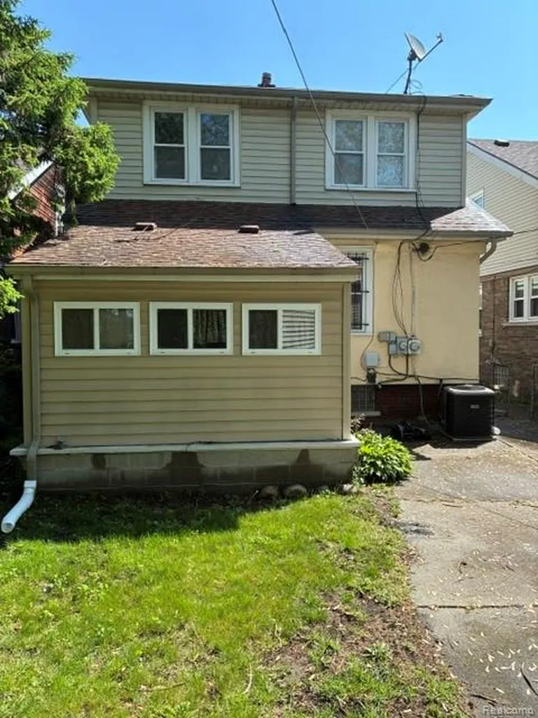 269 Eastlawn Street Detroit City MI 48215